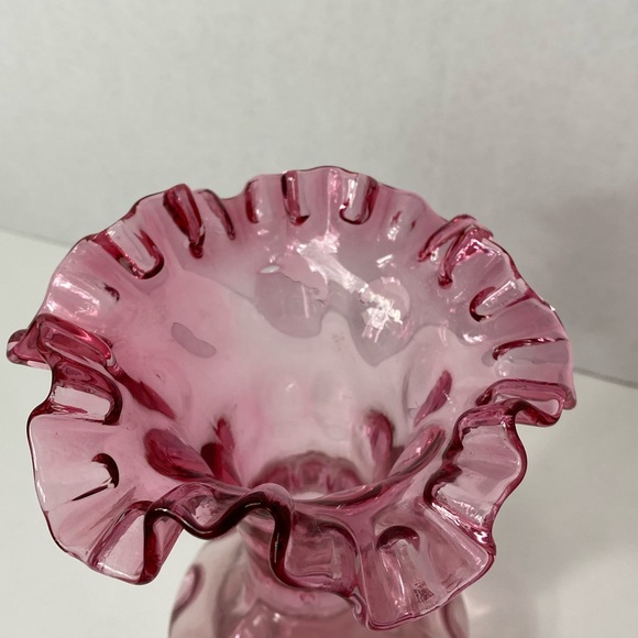 Fenton Cranberry Dot Optic Ruffled Crimped Vase - Picture 3 of 6